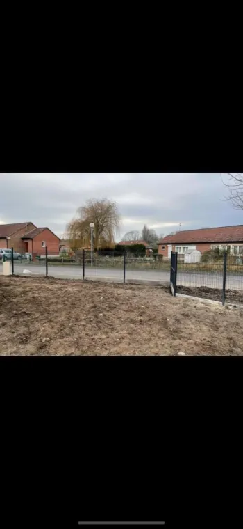 Pose de clôture pour sécuriser une maison à Le Touquet-Paris-Plage, Arras, Blanquart Paysage