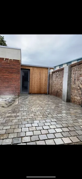 Pose d'une allée de maison en pavée en pierre naturelle à Arras, Arras, Blanquart Paysage