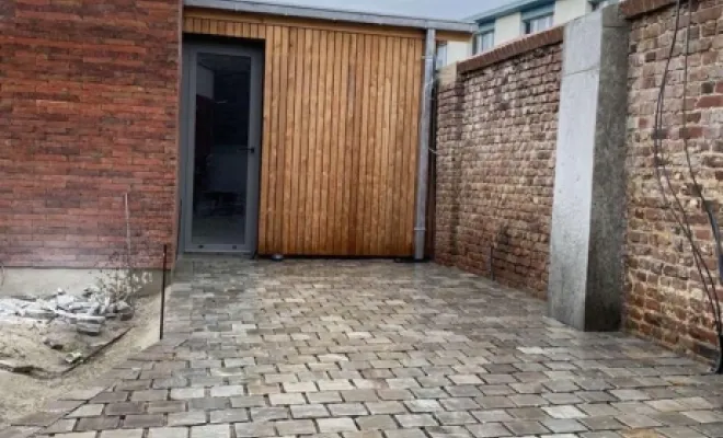 Pose d'une allée de maison en pavée en pierre naturelle à Arras, Arras, Blanquart Paysage